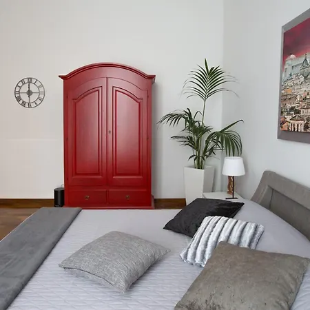 San Peter Apartment Rom